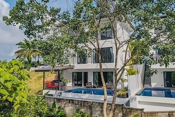 Thumb 48defb6d 64b6 44d0 ae75 3e07ed2b52fa